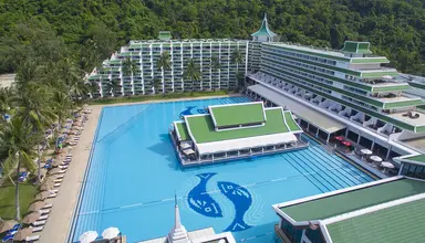 Le Meridien Phuket Beach Resort