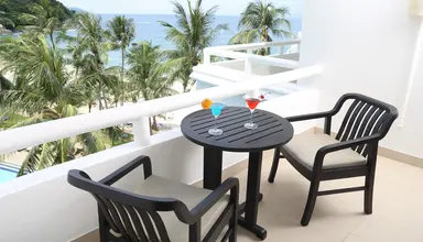 Le Meridien Phuket Beach Resort