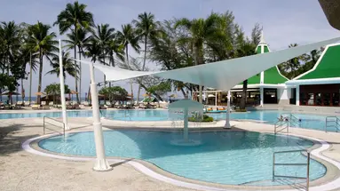 Le Meridien Phuket Beach Resort