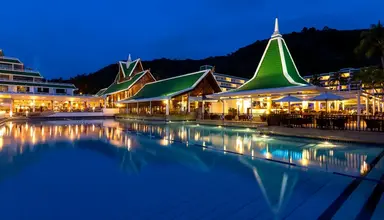 Le Meridien Phuket Beach Resort