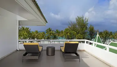 Le Meridien Phuket Beach Resort