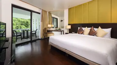 Le Meridien Phuket Beach Resort