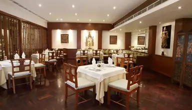 Le Meridien Phuket Beach Resort