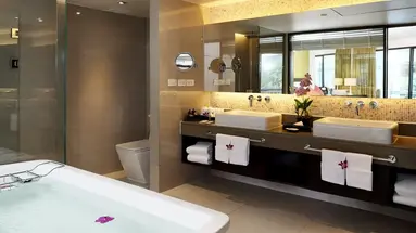 Le Meridien Phuket Beach Resort