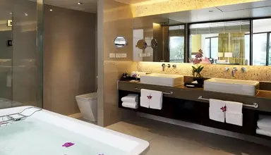 Le Meridien Phuket Beach Resort