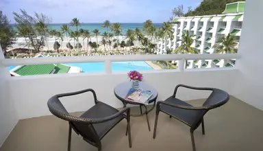 Le Meridien Phuket Beach Resort