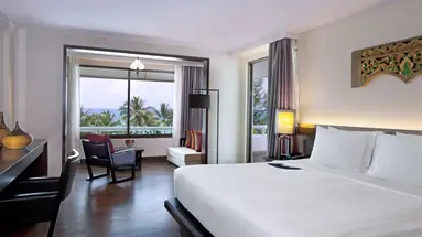 Le Meridien Phuket Beach Resort