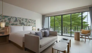 Le Méridien Phuket Mai Khao Beach Resort