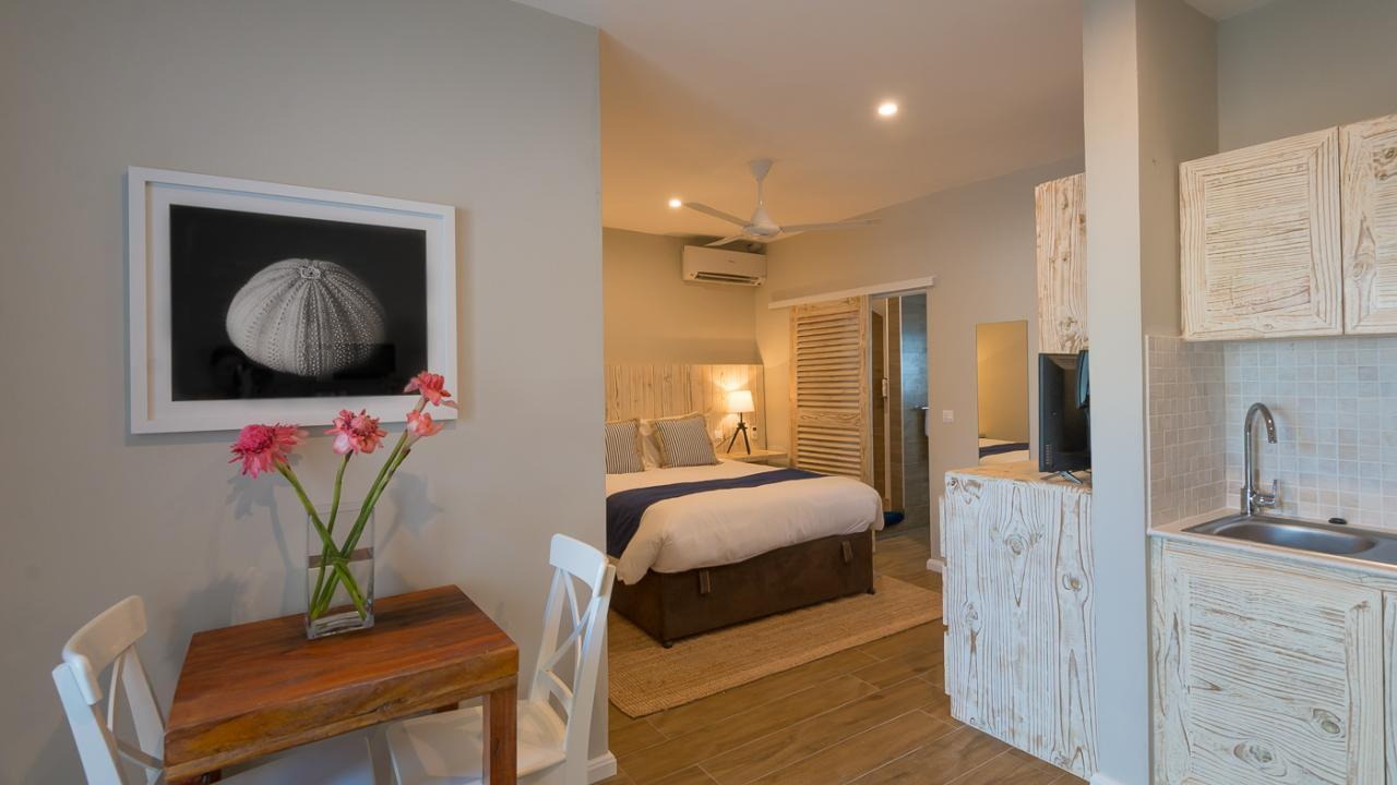 Le Nautique Luxury Beachfront