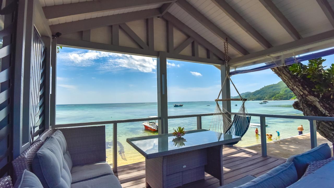Le Nautique Luxury Beachfront