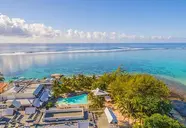 Le Peninsula Bay Beach Resort
