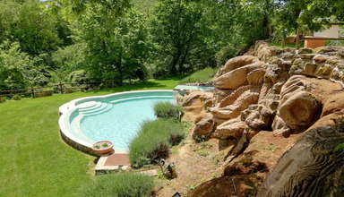 Le Querce Village