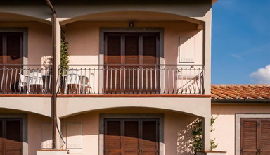Le Querce Village