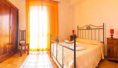 Le Querce Village