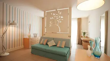 Le Rose Suite