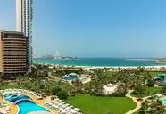 Le Royal Meridien Beach Resort