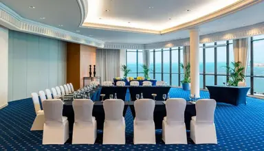 Le Royal Meridien Beach Resort