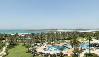 Le Royal Meridien Beach Resort
