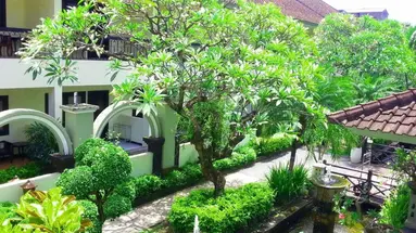Legian Paradiso