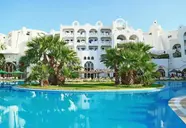 Lella Baya & Thalasso