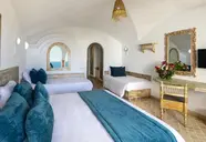 Lella Baya & Thalasso