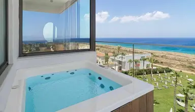 Leonardo Crystal Cove by the Sea