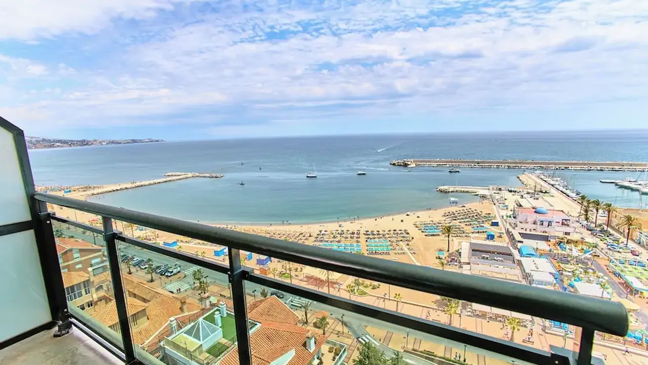 Leonardo Fuengirola Costa del Sol
