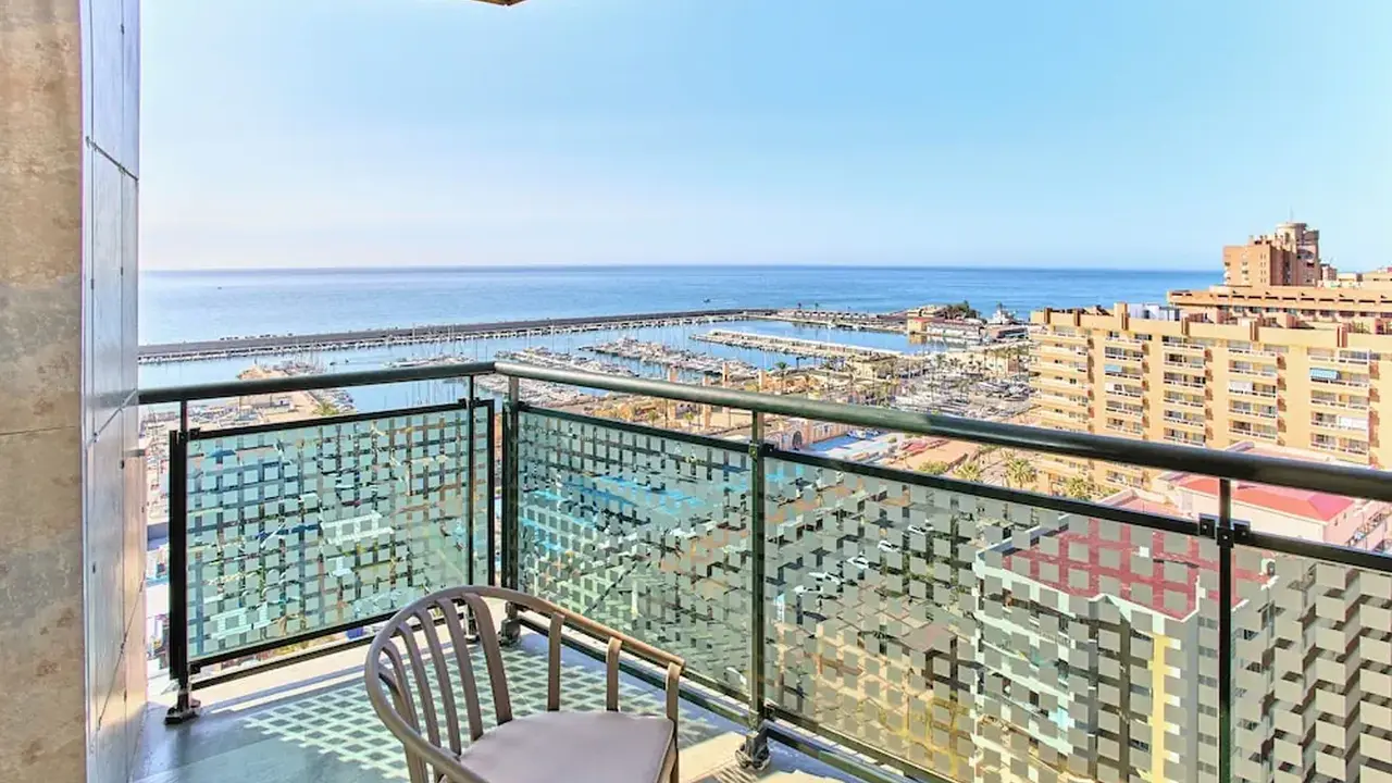 Leonardo Fuengirola Costa del Sol