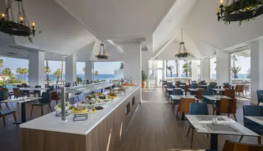 Leonardo Plaza Cypria Maris Beach Hotel & Spa