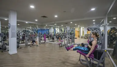 Leonardo Plaza Cypria Maris Beach Hotel & Spa