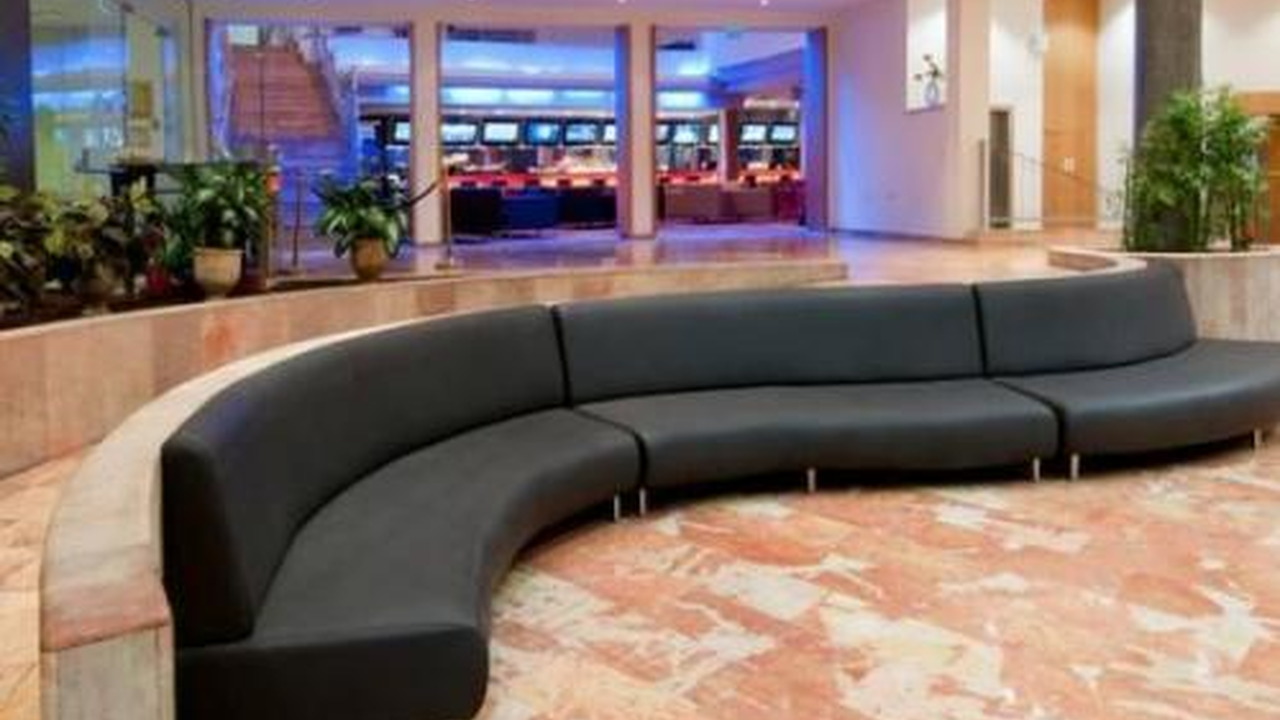 Leonardo Privilege (ex.Golden Tulip)