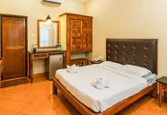 Leoney Resort