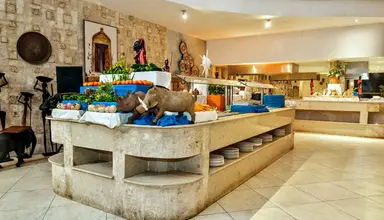 Leopard Beach Resort