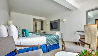 Leopard Beach Resort