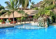 Leopard Beach Resort