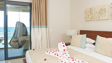 Leora Beach Luxury