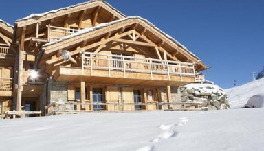 Les Chalets De L'Altiport