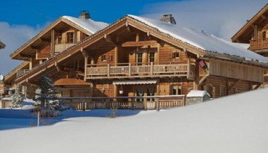Les Chalets De L'Altiport