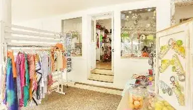 Les Cocotiers