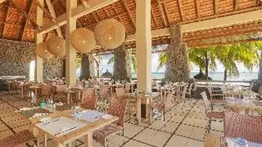 Les Cocotiers