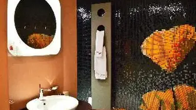 Les Fleurs Boutique Hotel