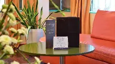 Les Fleurs Boutique Hotel
