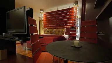 Les Fleurs Boutique Hotel