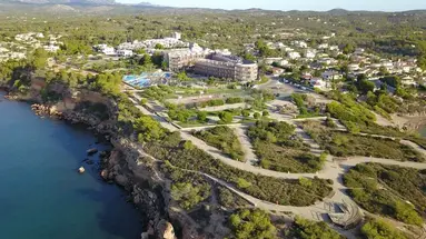 Les Oliveres Beach Resort & Spa