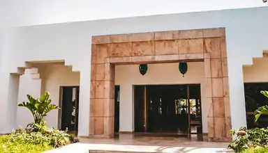 Les Orangers Beach Resort