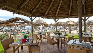 Les Orangers Beach Resort