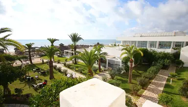 Les Orangers Beach Resort