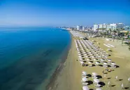 Les Palmiers (Larnaka)