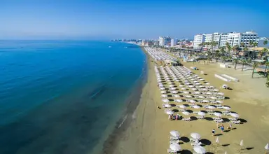 Les Palmiers (Larnaka)