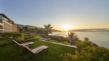 Les Suites at The Cliff Bay